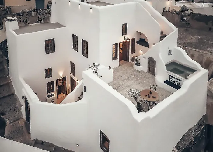 Historical Santa Croce Villa Pýrgos